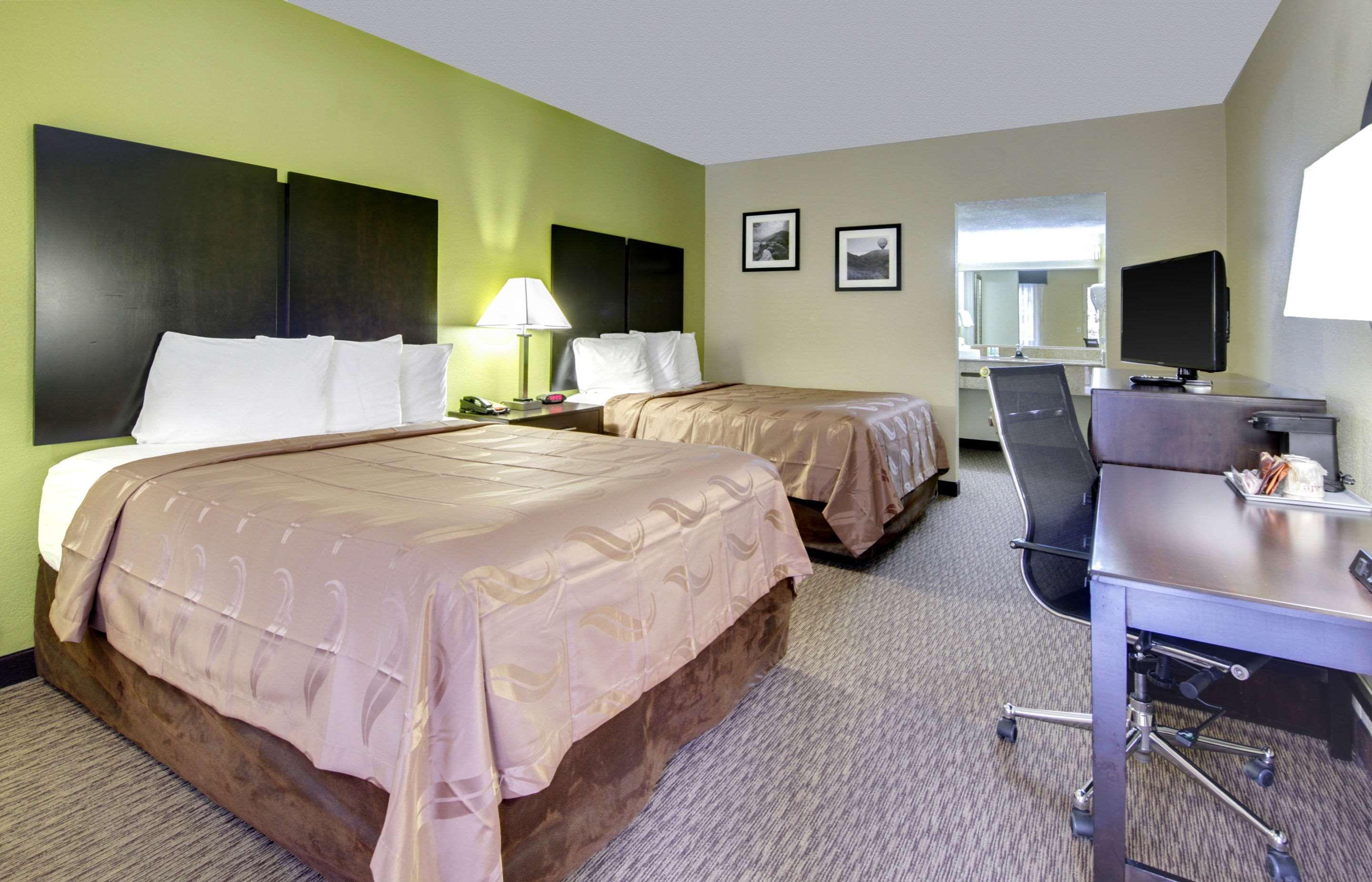 Quality Inn Asheville Downtown Tunnel Rd Exteriör bild